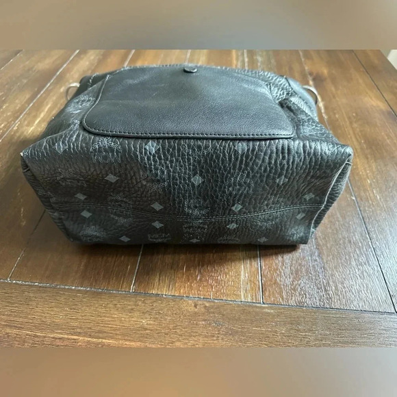 MCM Klara Visetos hobo bag - Picture 14 of 16